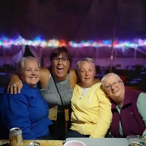 Meet your Posher, Angela